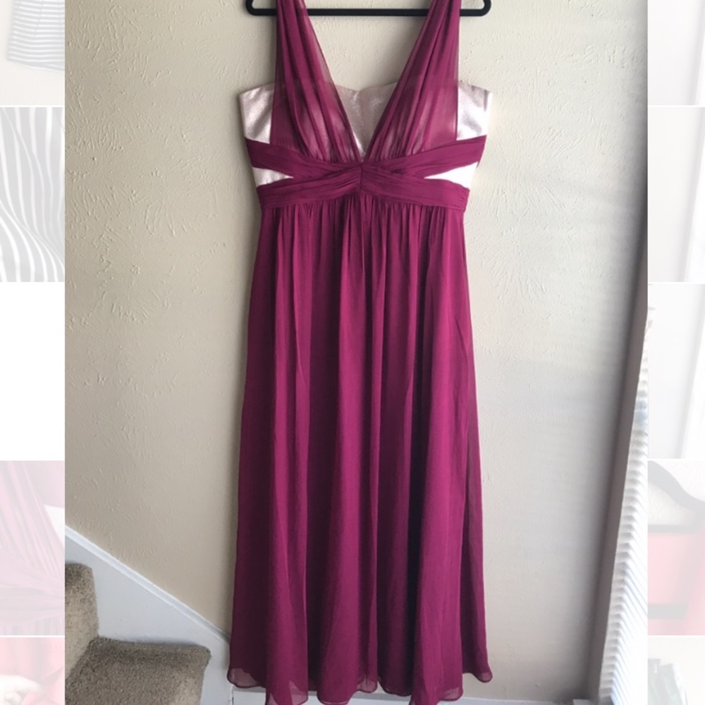 Perfect for prom! Gorgeous floor length gown!!